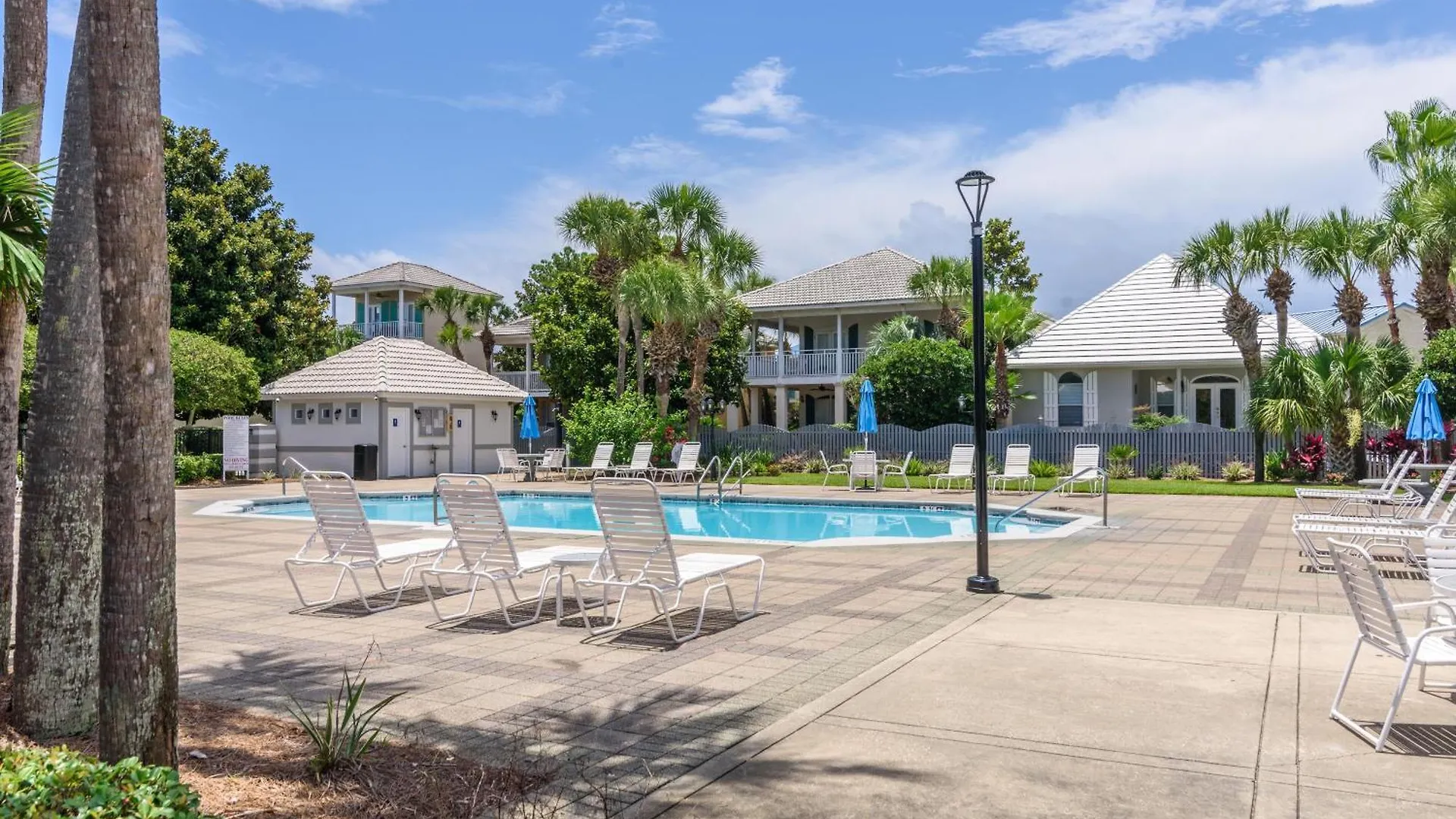 Emerald Palace S 10 Black Coral Cove Destin Holiday home