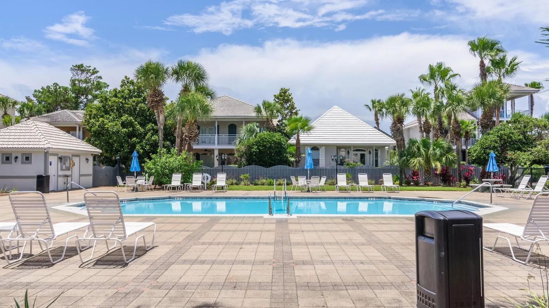 Holiday home Emerald Palace S 10 Black Coral Cove Destin
